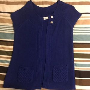 Shirt sleeve sweater